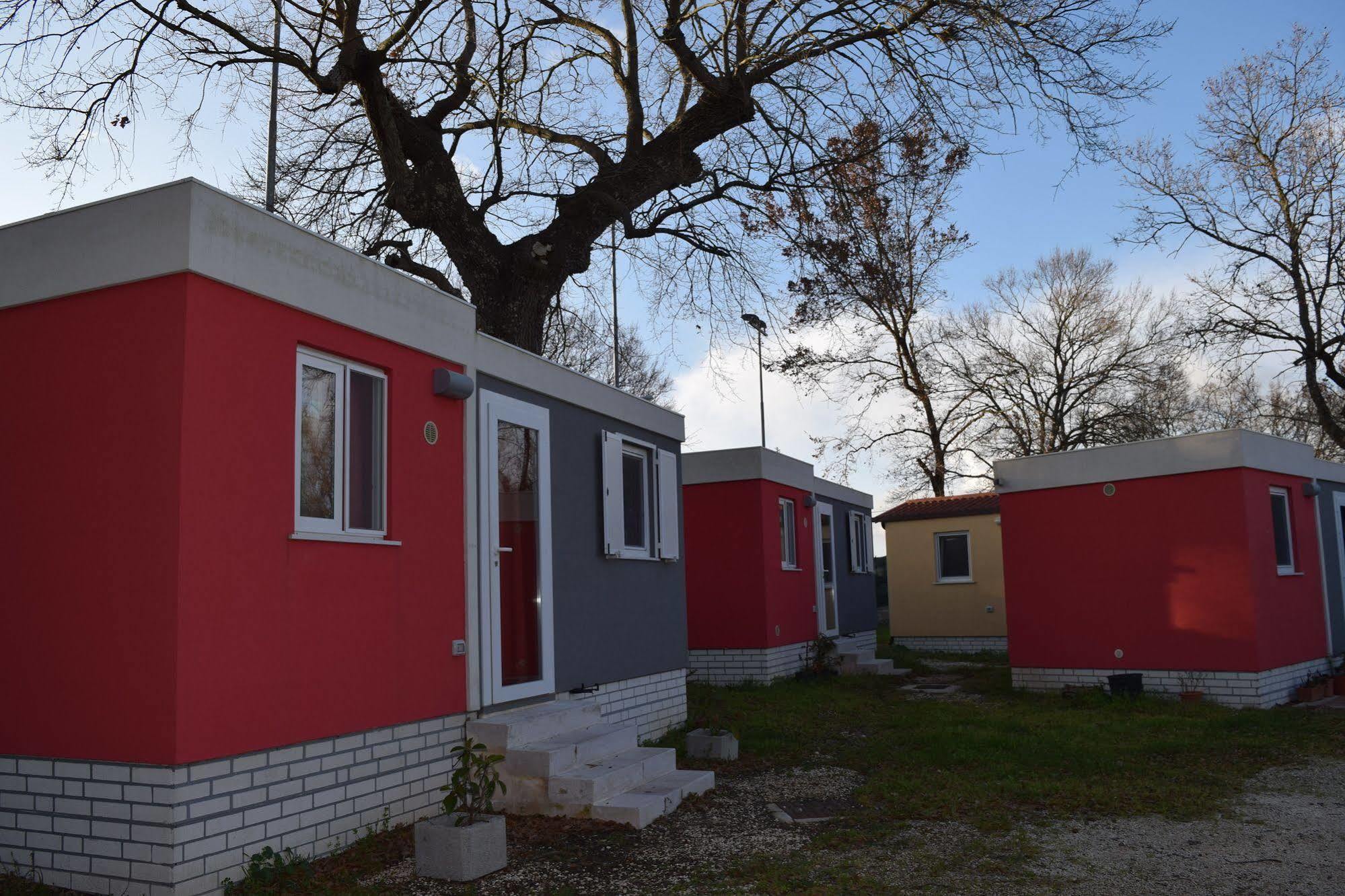 Villaggio Camping Bosco Selva ألبيروبيللو المظهر الخارجي الصورة