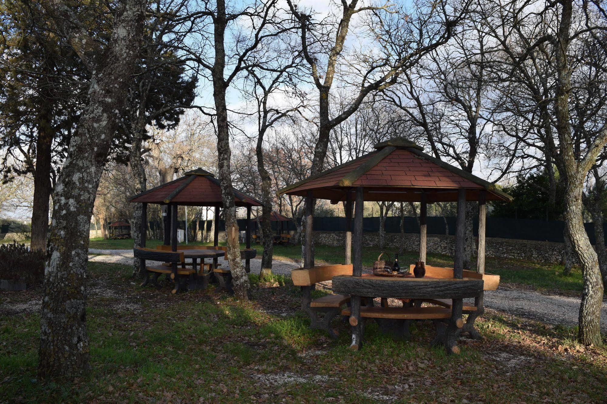 Villaggio Camping Bosco Selva ألبيروبيللو المظهر الخارجي الصورة